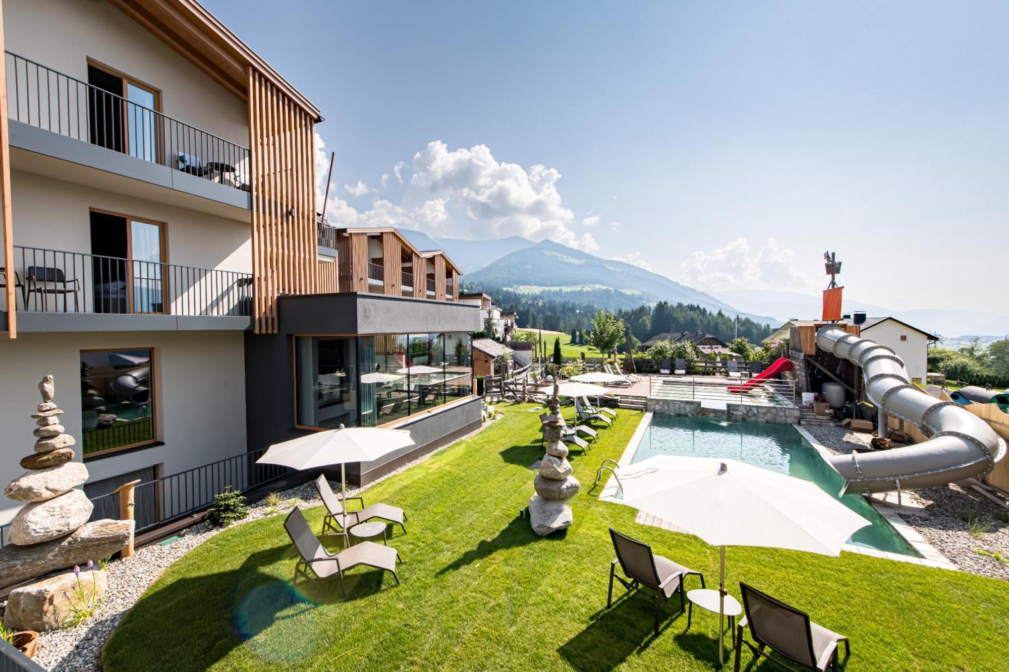 Hotel Sonnenheim Chienes Exterior foto